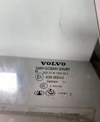 Volvo V60 Rear door window glass 43R00043 E000186 DOT57M1502AS2
