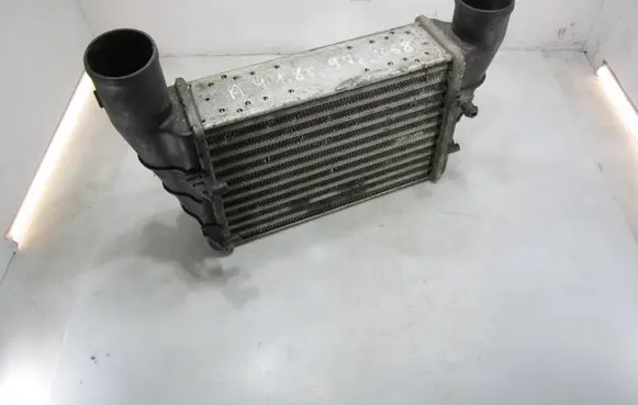 Audi A4 S4 B5 8D Intercooler radiator 058145805A 1402007