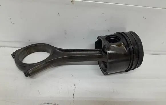 Citroen C5 Piston with connecting rod H268X