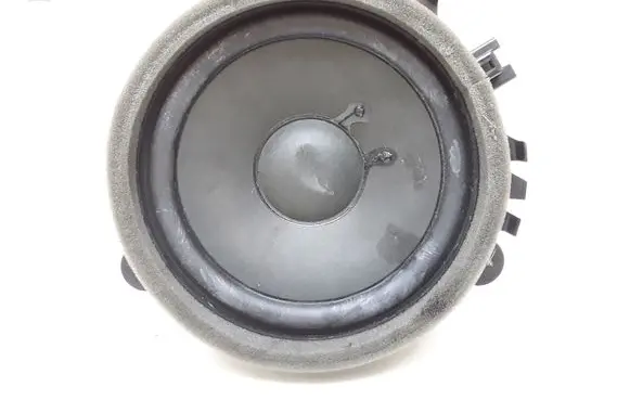 Volvo V70 Front door speaker 30657445