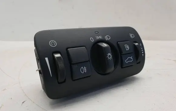 Volvo V60 Light switch 30739413 04066312 GBGMA