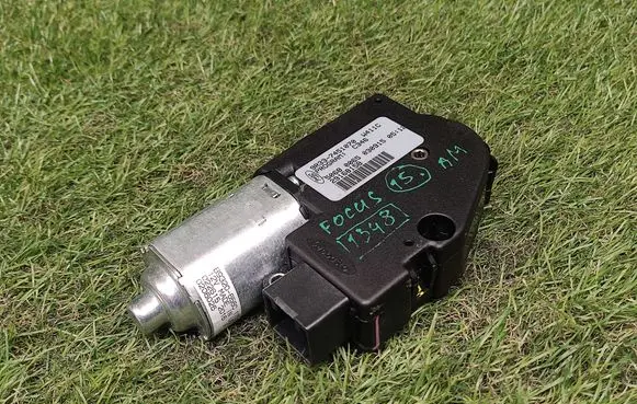Sunroof motor/actuator