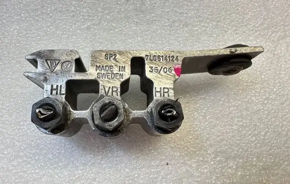 Audi Q7 4L ABS pump bracket 7L0614124