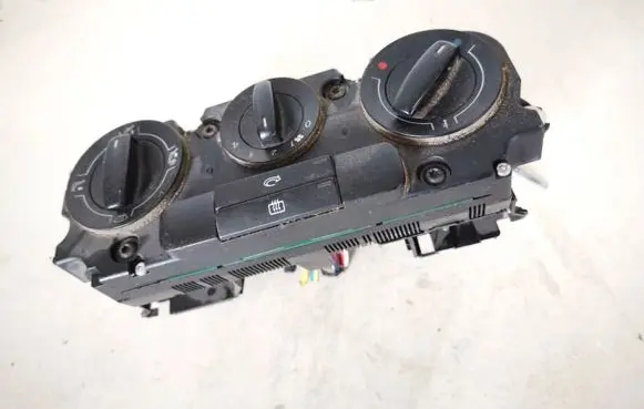 Volkswagen Caddy Climate control unit