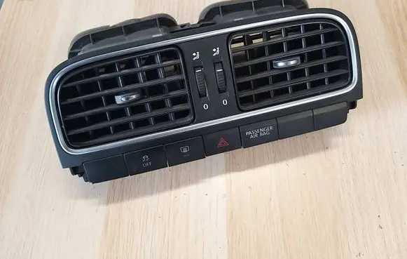 Volkswagen Polo V 6R Dash center air vent grill 6RF819728C