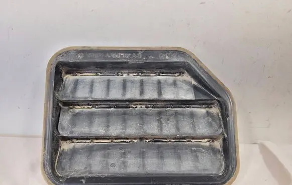 Ford Focus Quarter panel pressure vent BM51A280B62AB