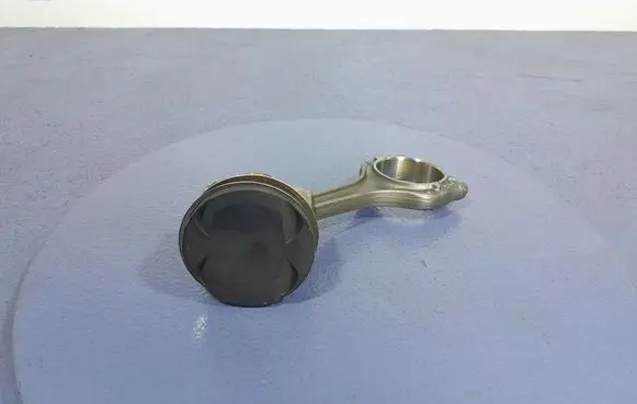 Skoda Octavia Mk3 (5E) Piston 