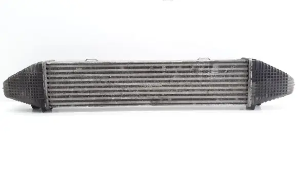 Mercedes-Benz C W204 Intercooler radiator A2045000300