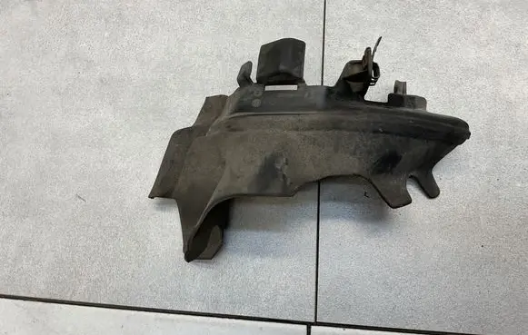 Ford C-MAX II Intercooler air guide/duct channel AM518327A