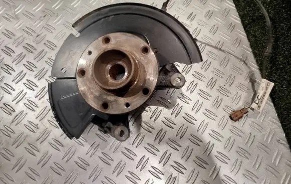 Mercedes-Benz Citan II Front wheel hub 411516635R