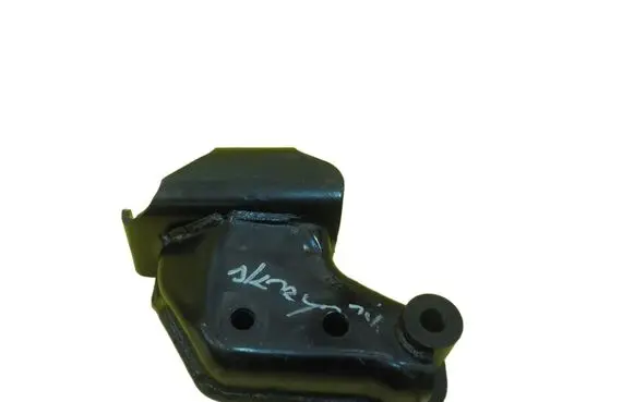 Nissan Qashqai Gearbox mounting bracket BIEGOW