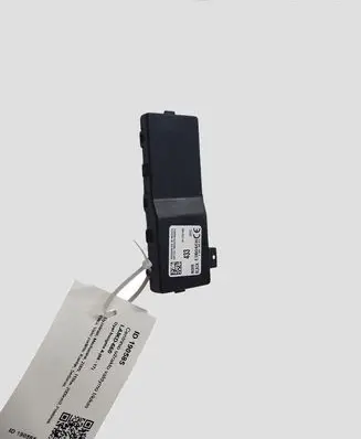 Opel Insignia A Door central lock control unit/module 13501980
