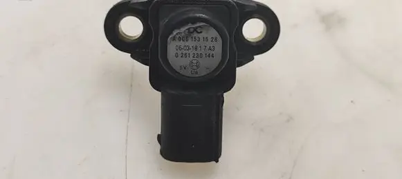 Mercedes-Benz C W203 Air pressure sensor A0061531528 0261230144 06031817A3