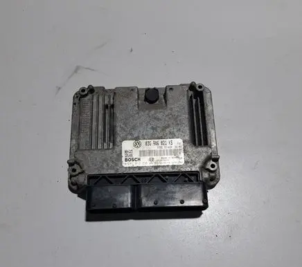 Volkswagen Golf V Engine control unit/module 03G906021KS 0281013235