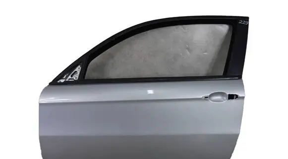 Alfa Romeo 147 Front door