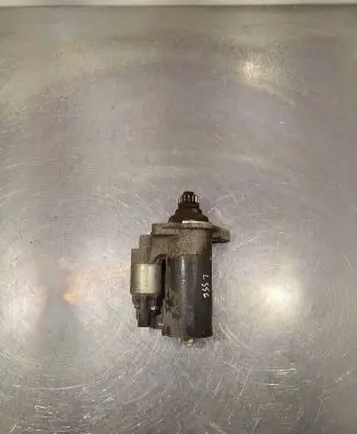 Volkswagen Caddy Starter motor 02Z911024H 11092014 0001153007