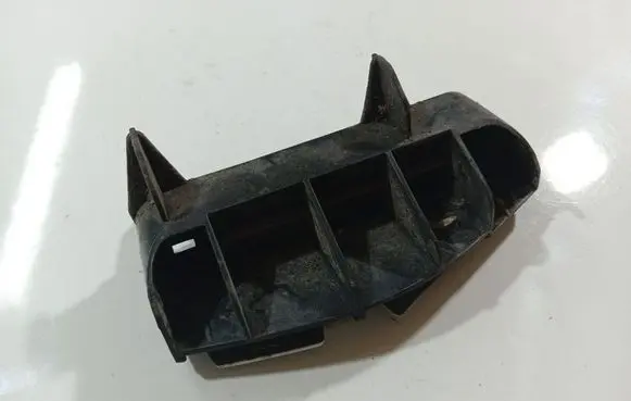 Toyota Avensis T270 Rear bumper mounting bracket 5256205040