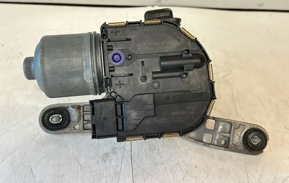 Citroen C4 II Picasso Wiper motor 1137328710