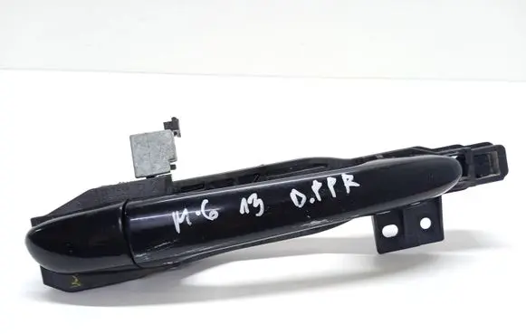 Mazda 6 Front door exterior handle 611074AA