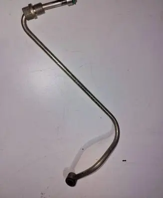 Nissan Juke I F15 Turbo turbocharger oiling pipe/hose 