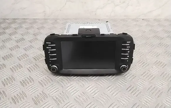 Radio/CD/DVD/GPS head unit