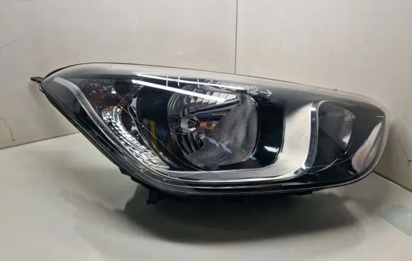 Hyundai i20 (PB PBT) Headlight/headlamp 921021J5
