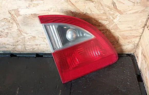 Ford Galaxy Tailgate rear/tail lights 7M5945093C