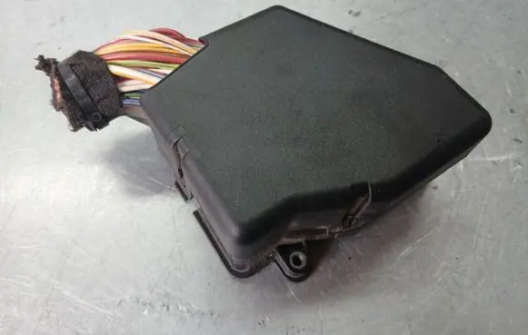 Audi A6 S6 C5 4B Fuse box set