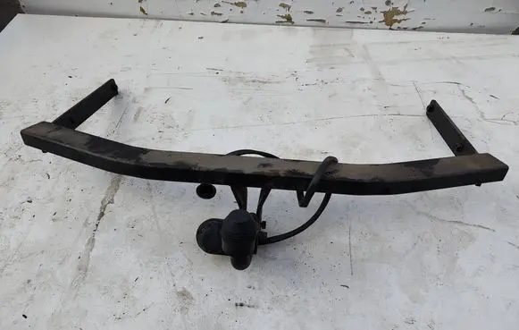 Volkswagen Golf V Tow bar 