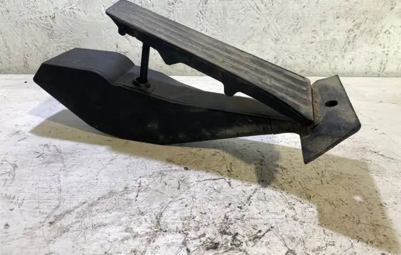 BMW 5 E60 E61 Accelerator throttle pedal 6786285