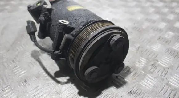 Ford Focus C-MAX Air conditioning (A/C) compressor (pump)