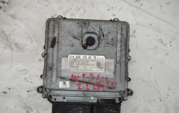 Mercedes-Benz Sprinter W906 Engine control unit/module A6461506378