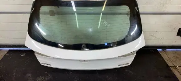 Opel Astra K Tailgate/trunk/boot lid