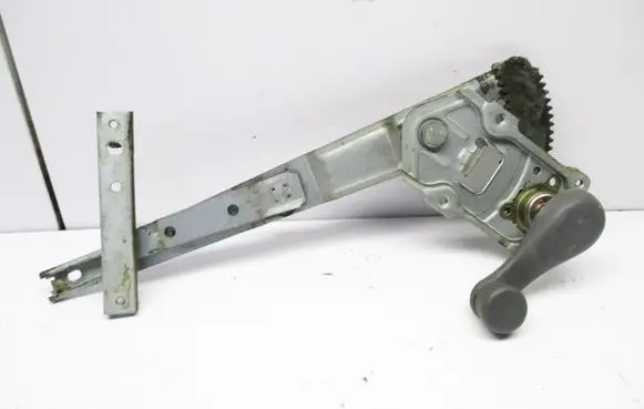 Daewoo Matiz Front door manual window regulator 