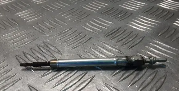 Land Rover Range Rover Velar Glow plug CZ502