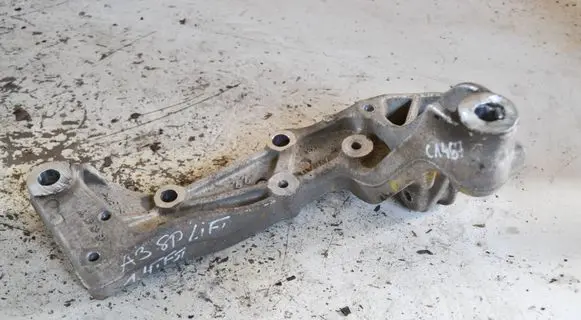 Audi A3 S3 8P Front lower control arm/wishbone 1K0199296E