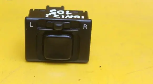 Suzuki Ignis Wing mirror switch