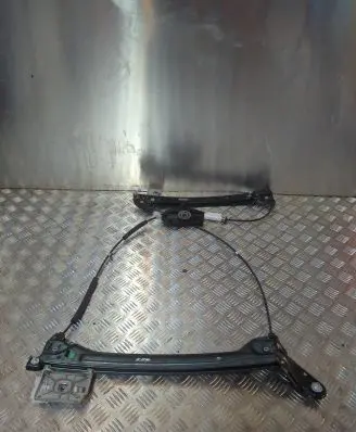 Audi A5 8T 8F Front door electric window regulator 