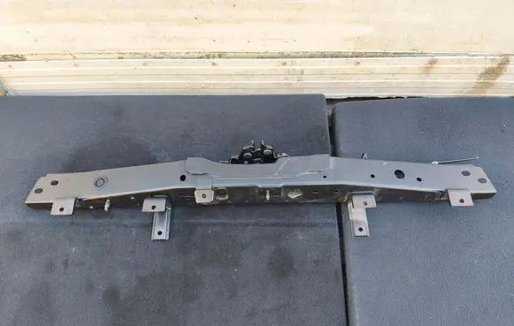 Nissan Qashqai Radiator support slam panel 