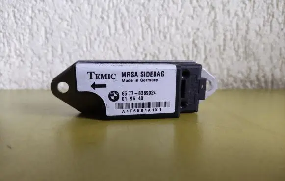 BMW 7 E38 Airbag deployment crash/impact sensor 8369024 65778369024