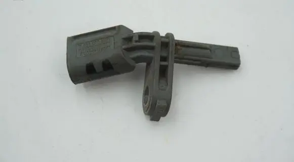 Volkswagen PASSAT B8 ABS rear brake sensor WHT003856A
