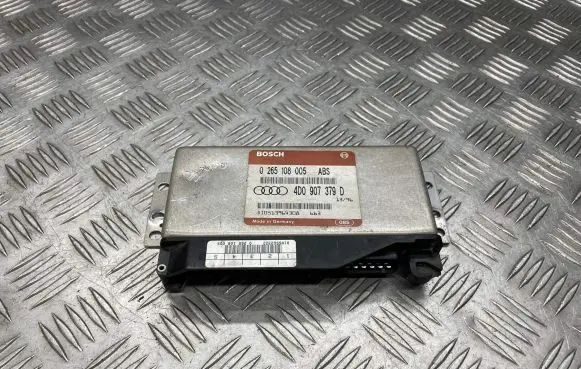 Audi A4 S4 B5 8D Engine control unit/module 4D0907379D 0265108005 DT0513964308