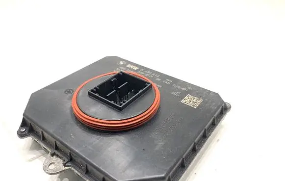 BMW 5 G30 G31 G38 Voltage converter/converter module 849141
