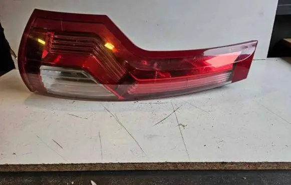 Citroen C4 Grand Picasso Rear/tail lights 00946601 163843