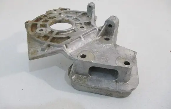 Renault Scenic II - Grand scenic II Engine mounting bracket 8200240204