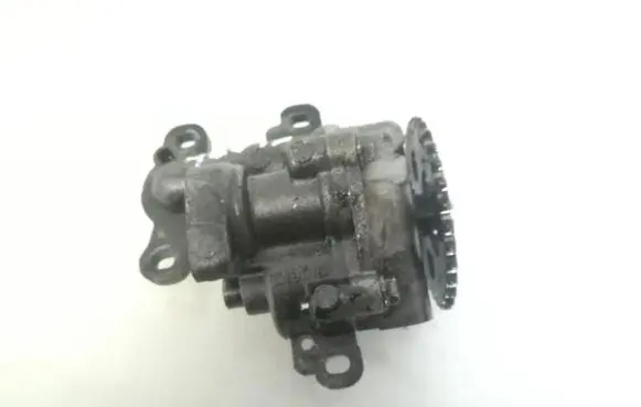 Ford Mondeo Mk III Oil pump 1S7Q6600