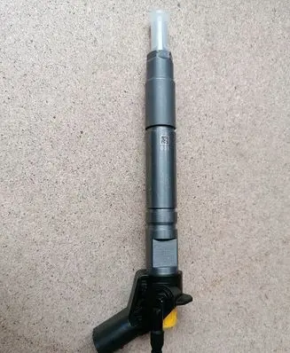 Mercedes-Benz Vito Viano W639 Fuel injector 0986435356II