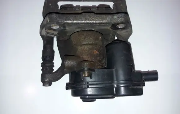Honda HR-V Rear brake caliper
