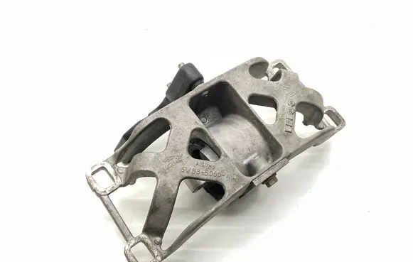 Jaguar XK - XKR Gearbox mount 6W936068AB