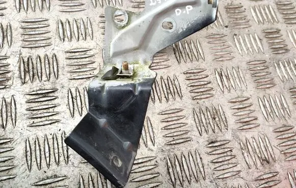 Renault Scenic II - Grand scenic II Fender mounting bracket